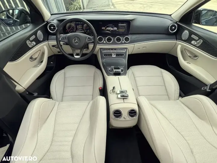 Mercedes-Benz E W213 350e 9G-TRONIC AMG Line