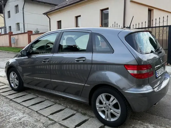 Mercedes-Benz B 180 W246