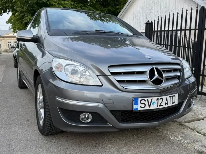 Mercedes-Benz B 180 W246