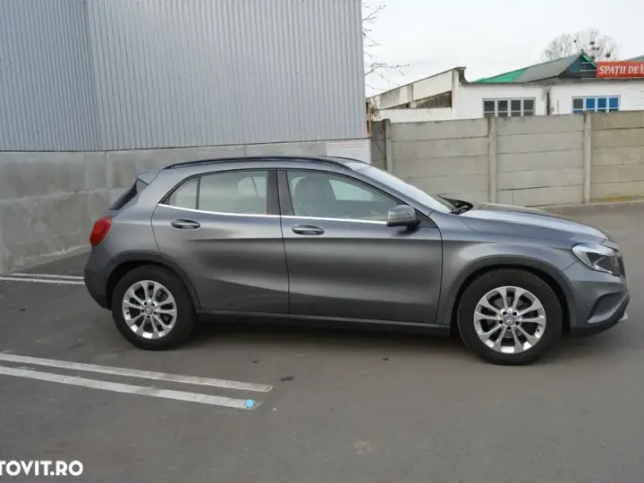 Mercedes-Benz GLA X156 200 d