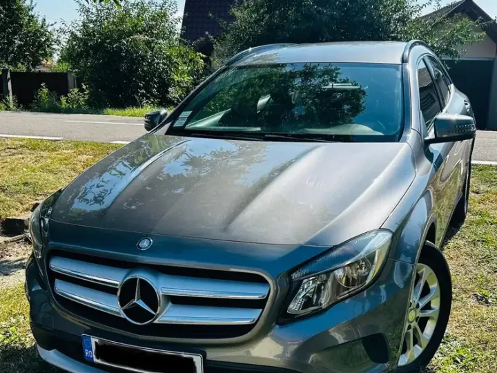 Mercedes-Benz GLA X156 200 d