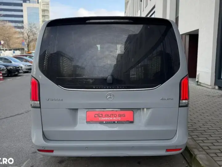 Mercedes-Benz V 300 d Combi Extra-lung 237 CP AWD 9AT Exclusive