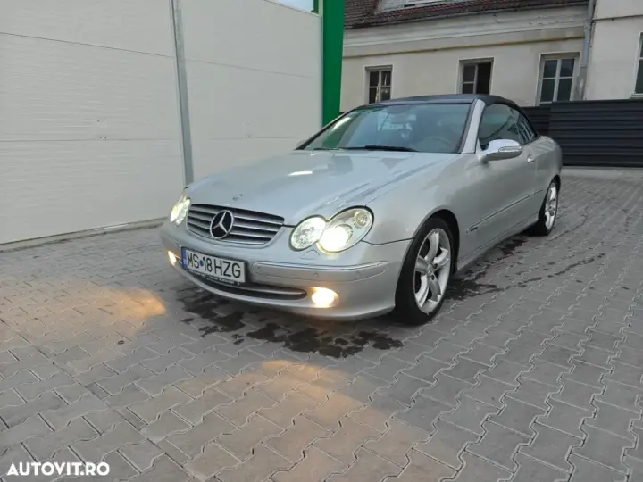 Mercedes-Benz CLK C209