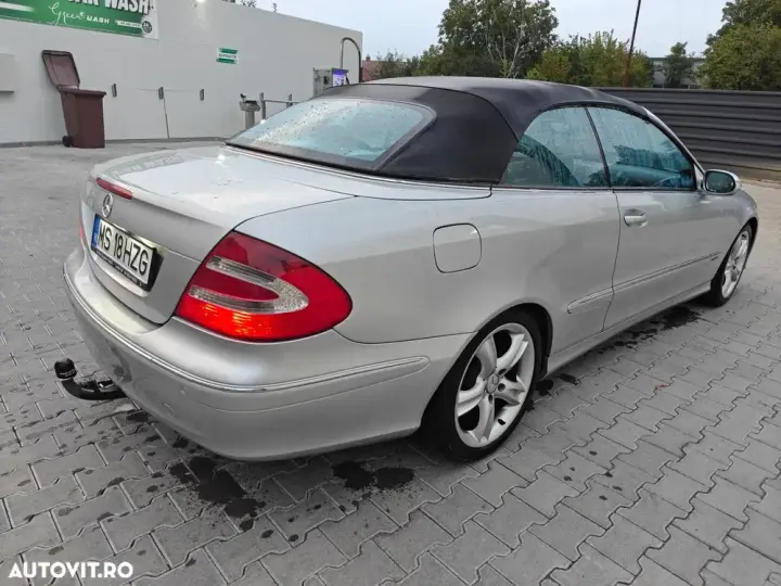 Mercedes-Benz CLK C209