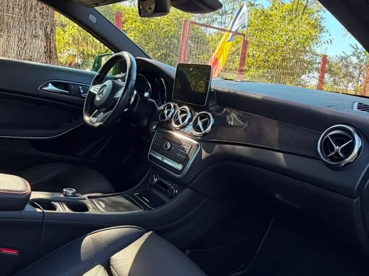 Mercedes-Benz GLA H247 250 4MATIC Aut.