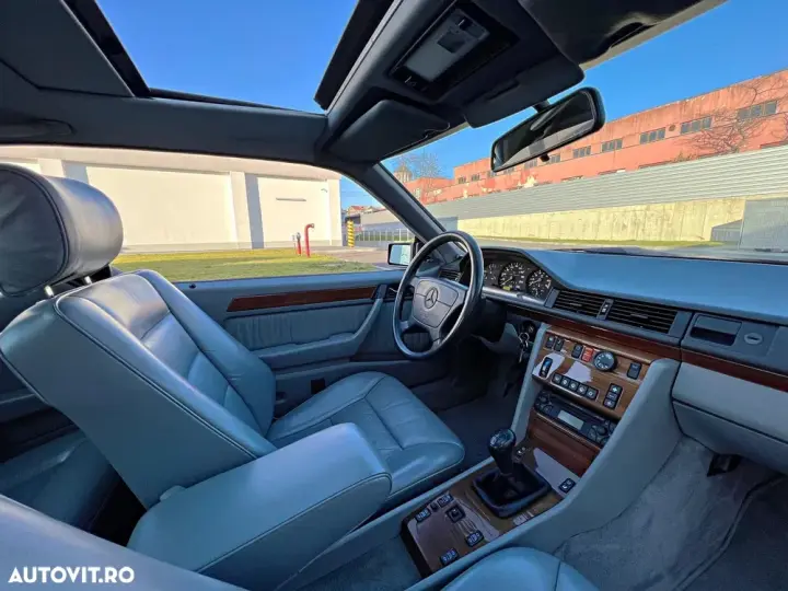 Mercedes-Benz E W124