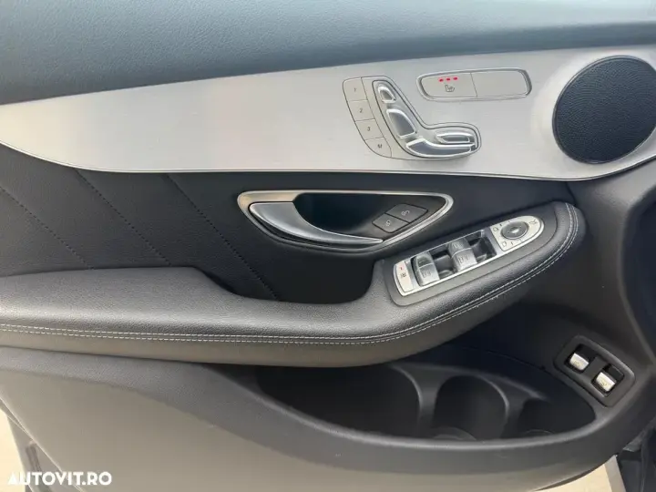Mercedes-Benz GLC X253 250 4MATIC 9G-TRONIC