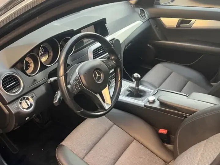 Mercedes-Benz C W204 180 CDI DPF Avantgarde