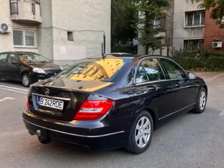 Mercedes-Benz C W204 180 CDI DPF Avantgarde