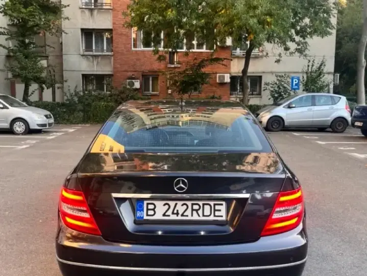 Mercedes-Benz C W204 180 CDI DPF Avantgarde