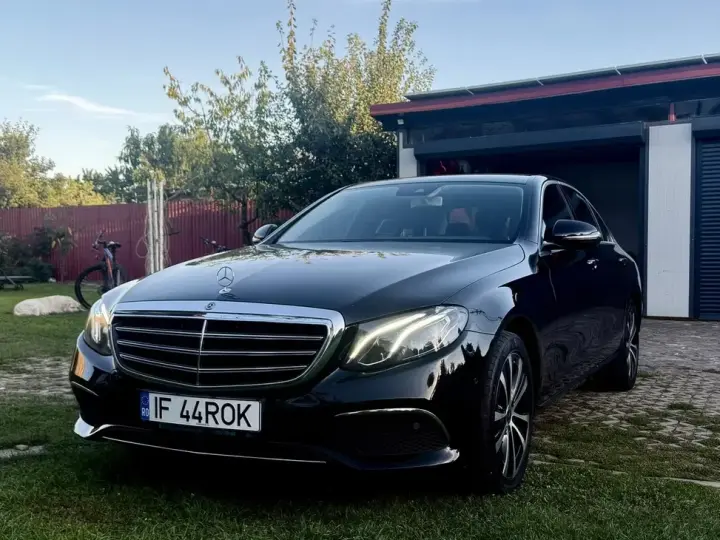 Mercedes-Benz E