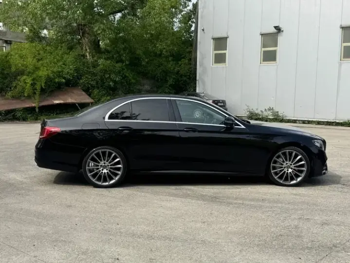 Mercedes-Benz E 220 d 4MATIC Aut.