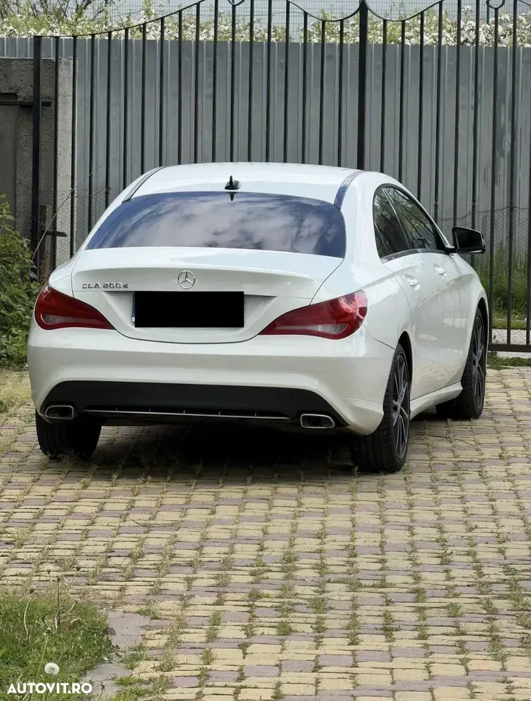 Mercedes-Benz CLA 200 — imagine 4