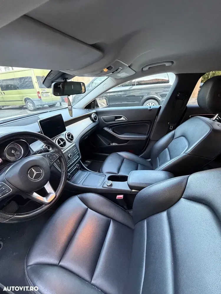 Mercedes-Benz CLA 200 — imagine 3