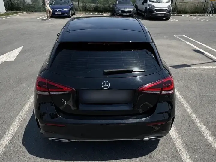 Mercedes-Benz A 180 W177/V177 7G-DCT AMG Line