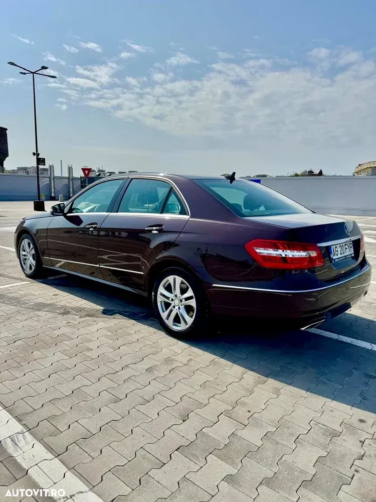 Mercedes-Benz E W212 300 BlueTEC HYBRID 7G-TRONIC Avantgarde — imagine 5