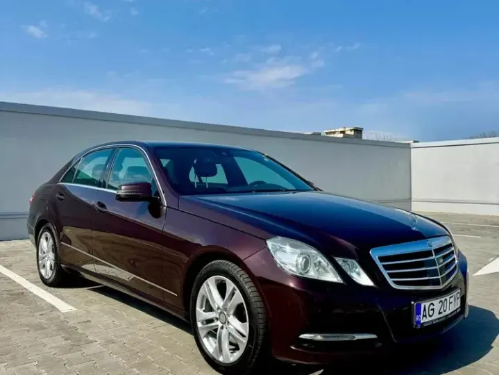 Mercedes-Benz E W212 300 BlueTEC HYBRID 7G-TRONIC Avantgarde