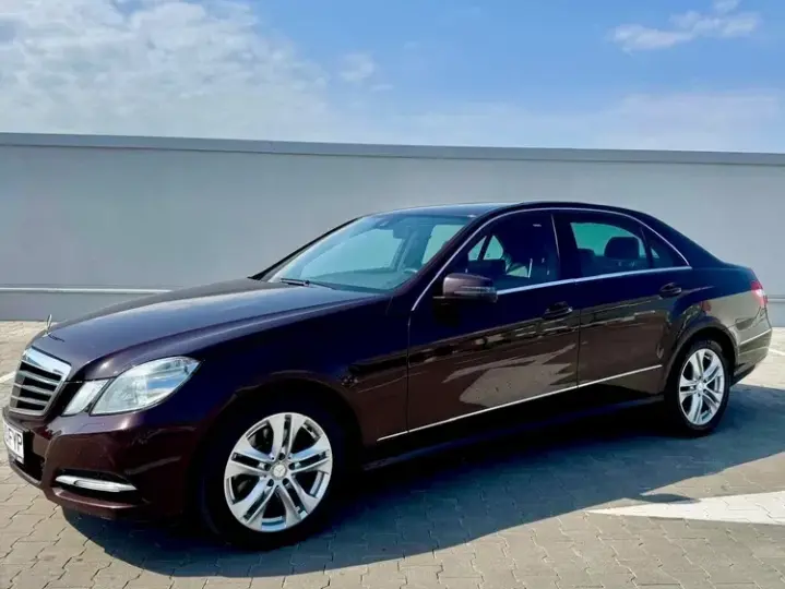 Mercedes-Benz E W212 300 BlueTEC HYBRID 7G-TRONIC Avantgarde