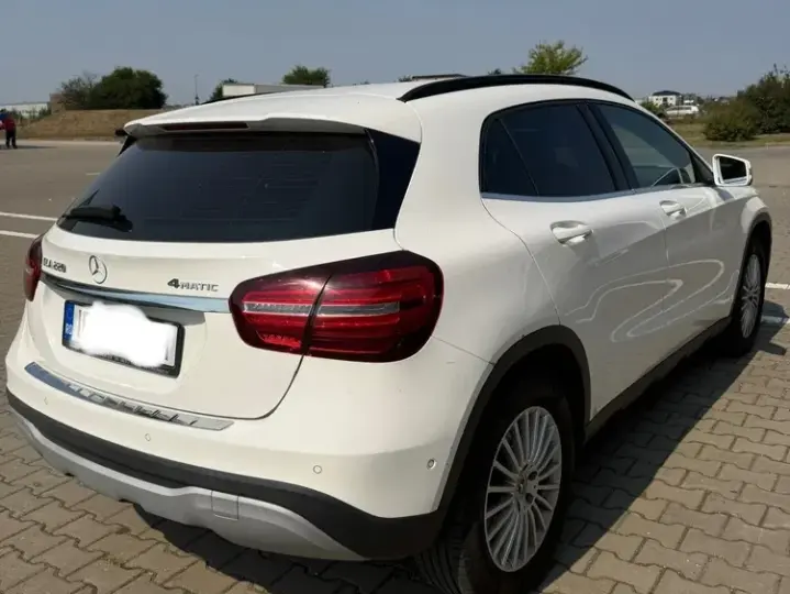 Mercedes-Benz A 220 W176