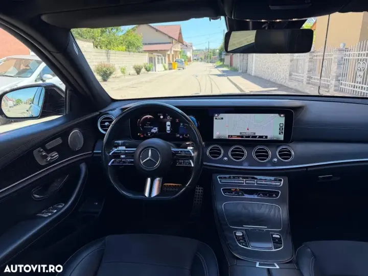 Mercedes-Benz E W213 220 d 9G-TRONIC AMG Line