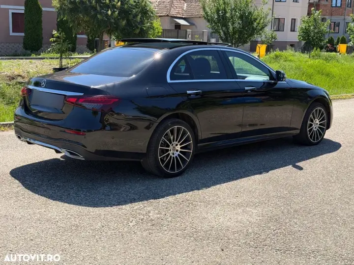 Mercedes-Benz E W213 220 d 9G-TRONIC AMG Line