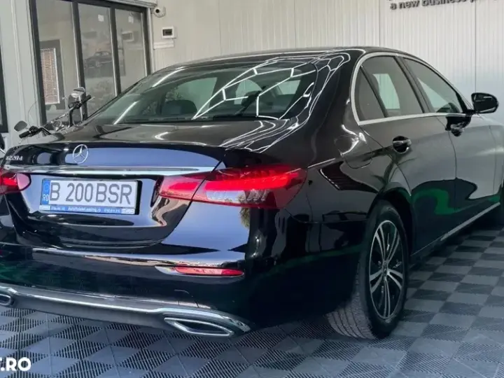 Mercedes-Benz E W213 220 d 9G-TRONIC Avantgarde