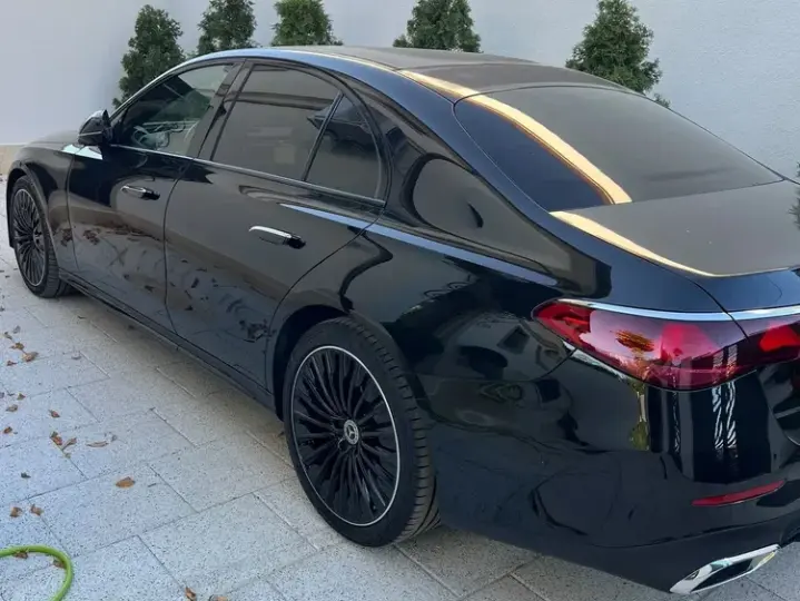 Mercedes-Benz E W214 200 MHEV