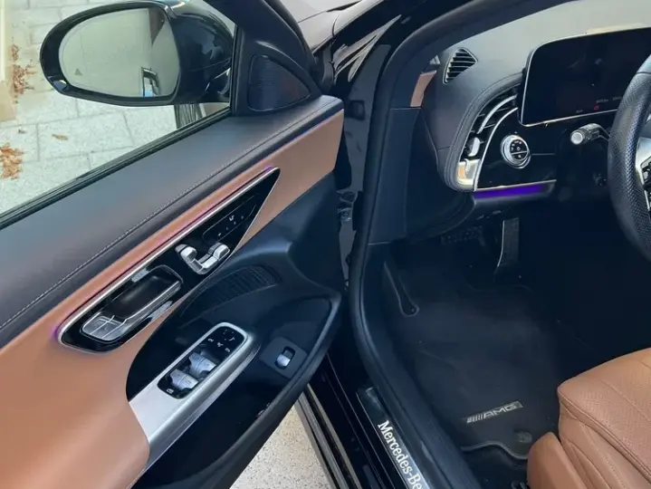 Mercedes-Benz E W214 200 MHEV