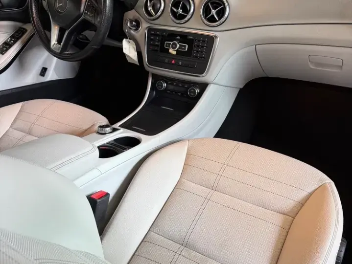 Mercedes-Benz GLA X156 200 d 7G-DCT Style