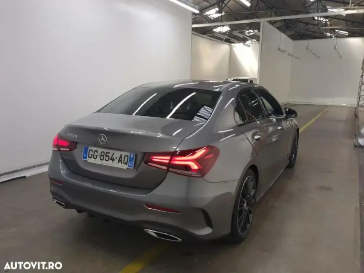 Mercedes-Benz A 200