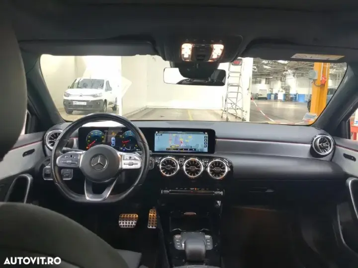Mercedes-Benz A 200