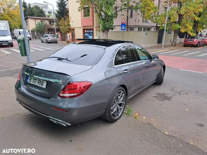 Mercedes-Benz E W213 220 d 9G-TRONIC Avantgarde