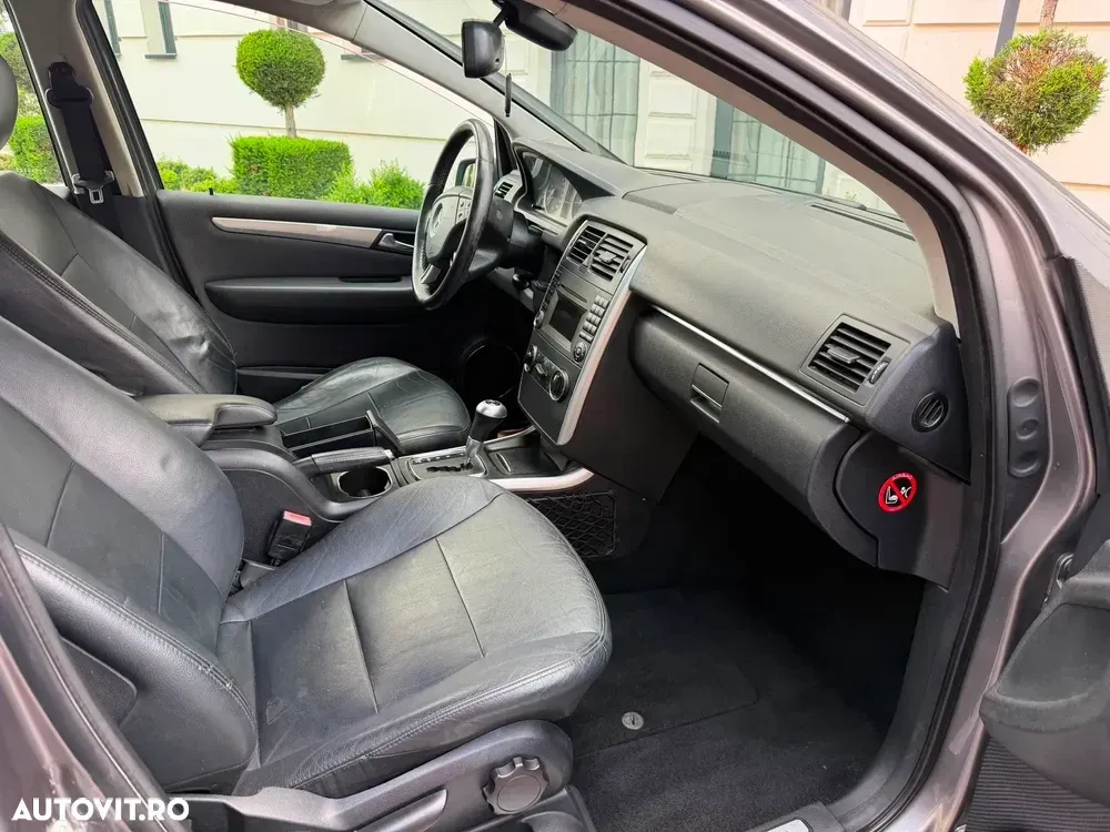 Mercedes-Benz B 180 — imagine 5