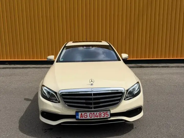 Mercedes-Benz E