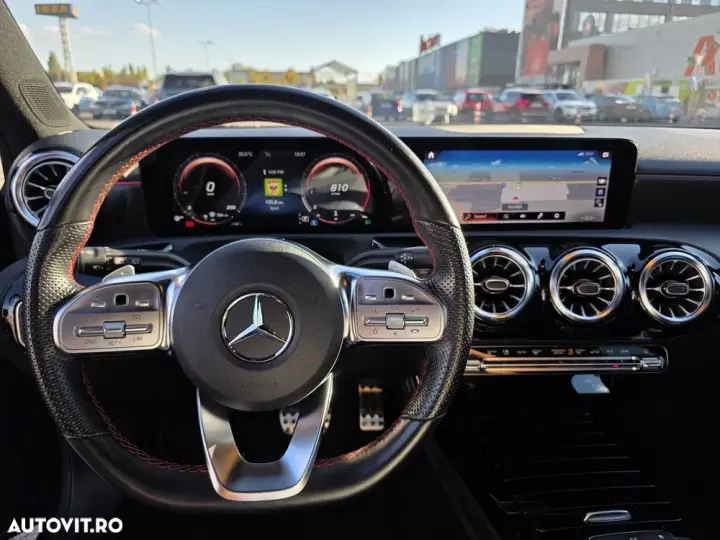 Mercedes-Benz A 180 W177/V177