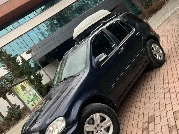 Mercedes-Benz ML W163
