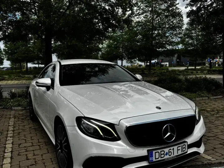 Mercedes-Benz E 200