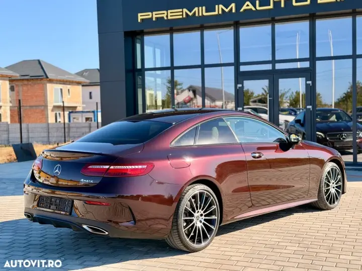Mercedes-Benz E W213 400 4Matic 9G-TRONIC AMG Line