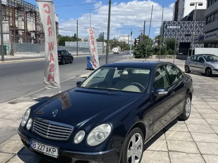 Mercedes-Benz E W211