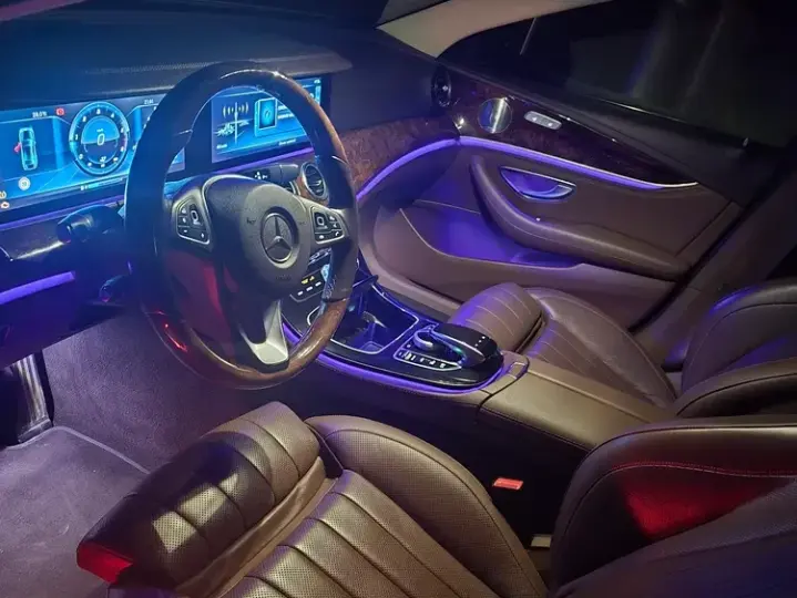 Mercedes-Benz E 220 d Aut.