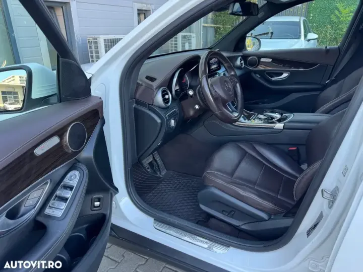 Mercedes-Benz GLC 220 d 4MATIC 9G-TRONIC