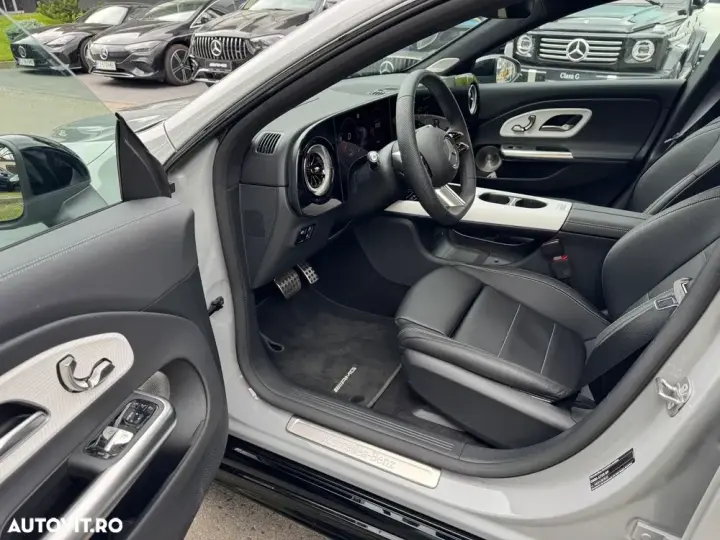 Mercedes-Benz CLA 220 4Matic