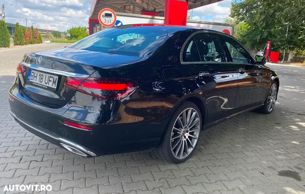 Mercedes-Benz E — imagine 6