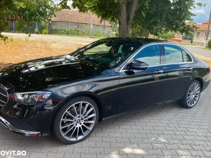 Mercedes-Benz E