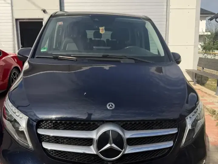 Mercedes-Benz V