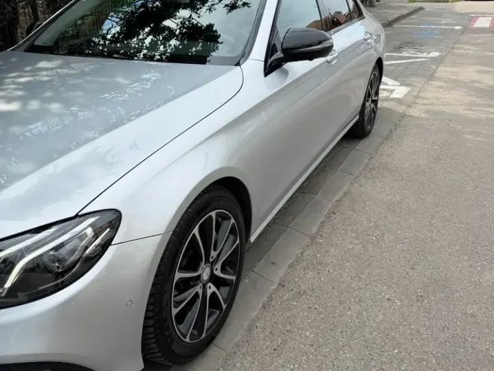 Mercedes-Benz E W213 220 d Aut.