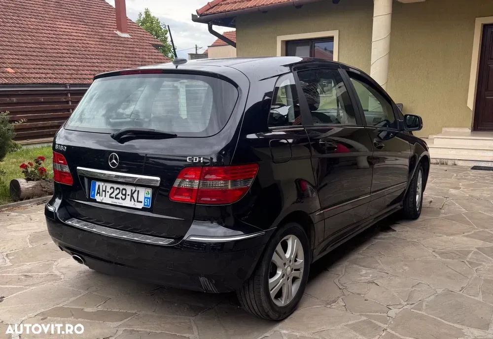 Mercedes-Benz EQB — imagine 2