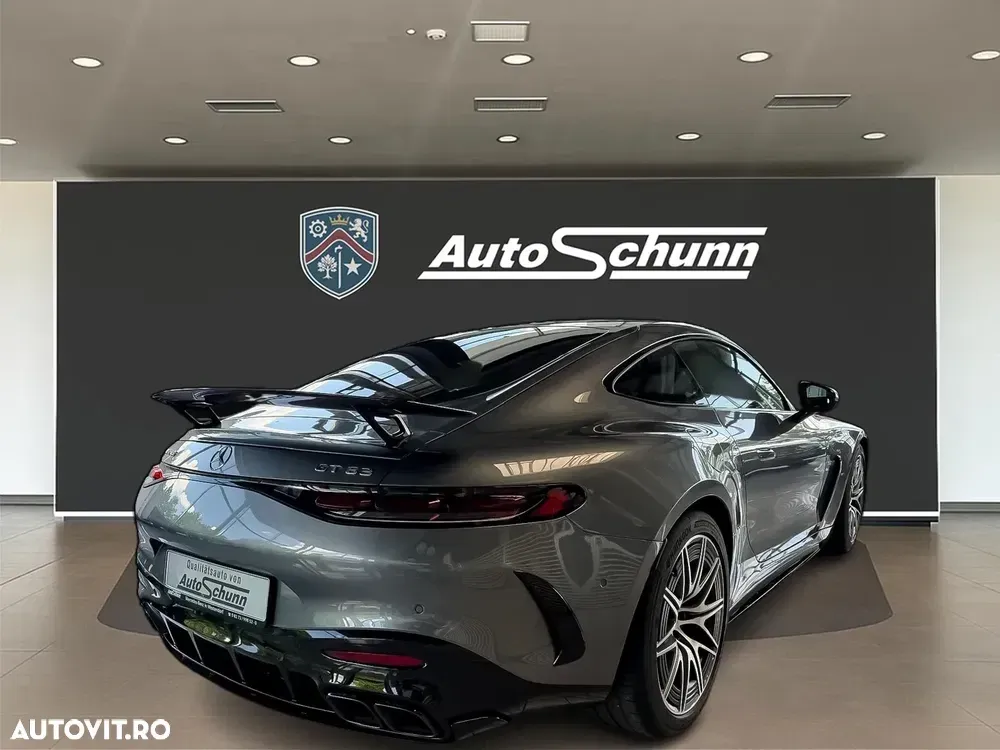 Mercedes-Benz AMG GT Coupe 63 4Matic+ 2D Speedshift MCT 9G — imagine 4