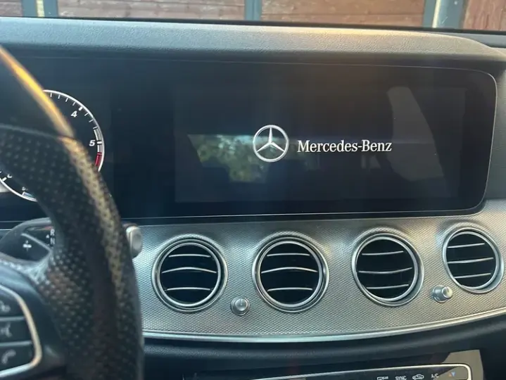 Mercedes-Benz E W213