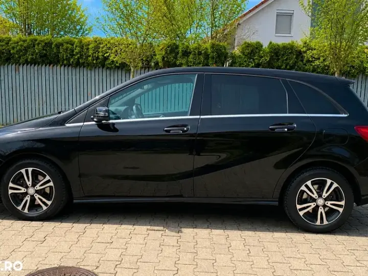 Mercedes-Benz B 200 W245 d 7G-DCT Score!